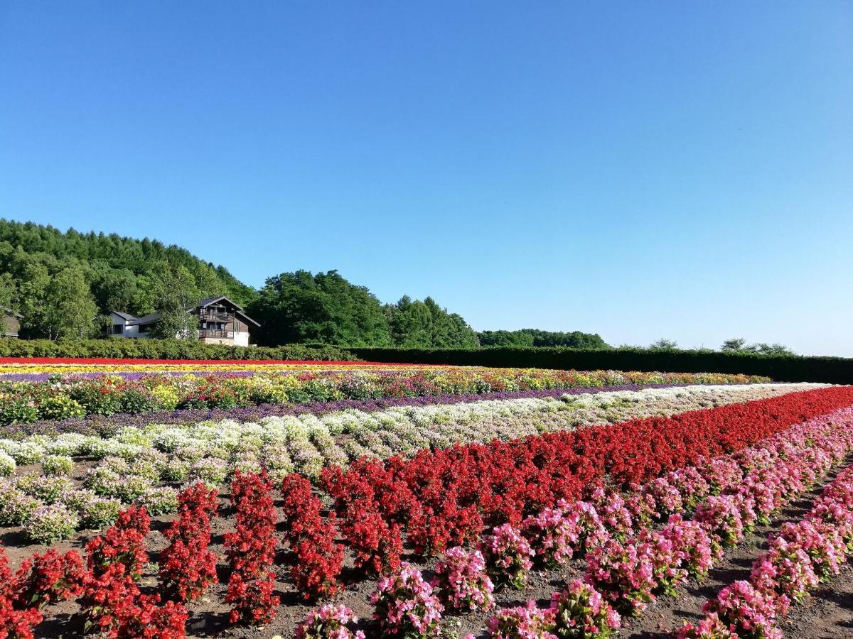 中富良野町 花藤旅馆酒店 外观 照片
